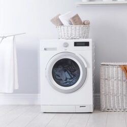Vi tilbyder Montering & vand tilslutning af kombineret vaskemaskine tørretumbler for kun kr. 395