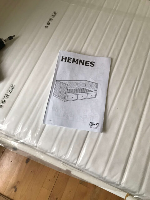 Montering af IKEA HEMNES