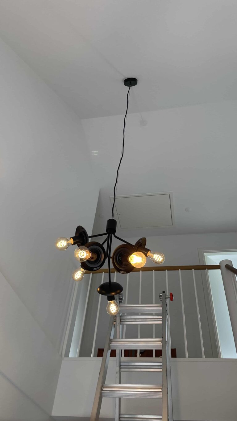 Installering af lampe 5m loftshøjde